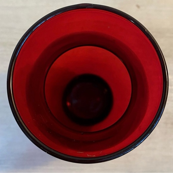 Vintage Deep Ruby Red Hand Blown Art Glass Floral Vase Anchor Hocking  6.5 - Picture 2 of 8